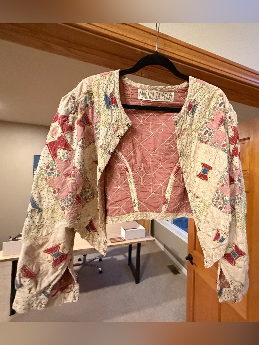 Magnolia Pearl Quilted Patchwork cropped Jacket in Pink and Cream